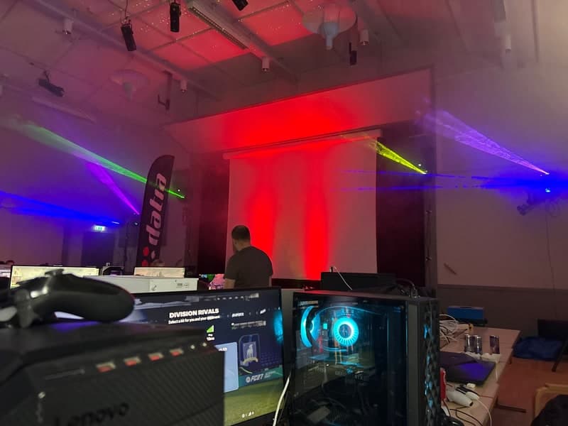 Bild från NoobGamer på Terabit Halloween LAN 2026